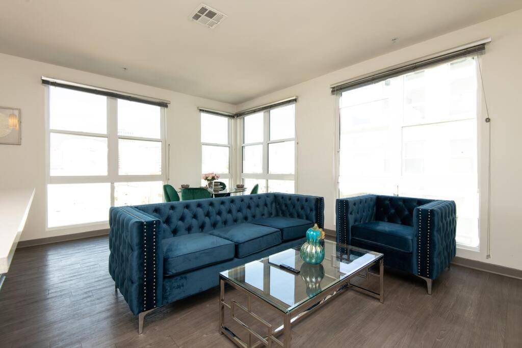 Centrally Located Apartments With Free Parking غلينديل، كاليفورنيا المظهر الخارجي الصورة