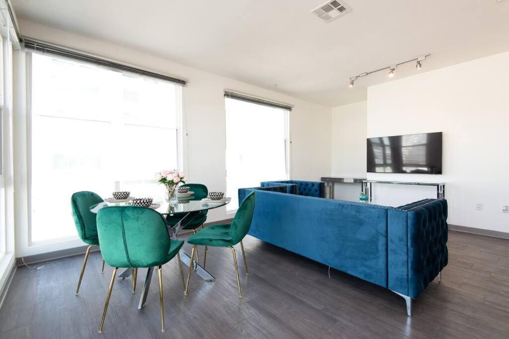 Centrally Located Apartments With Free Parking غلينديل، كاليفورنيا المظهر الخارجي الصورة