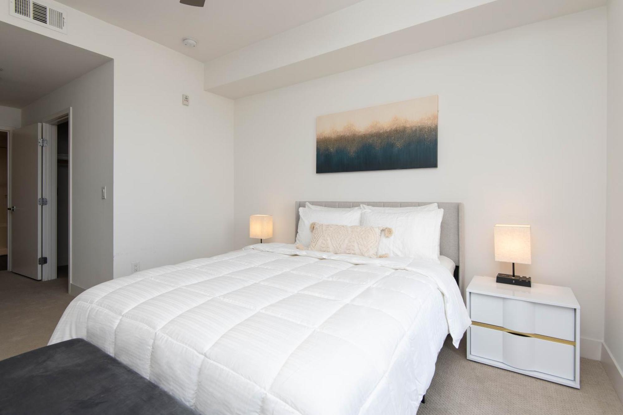 Centrally Located Apartments With Free Parking غلينديل، كاليفورنيا المظهر الخارجي الصورة